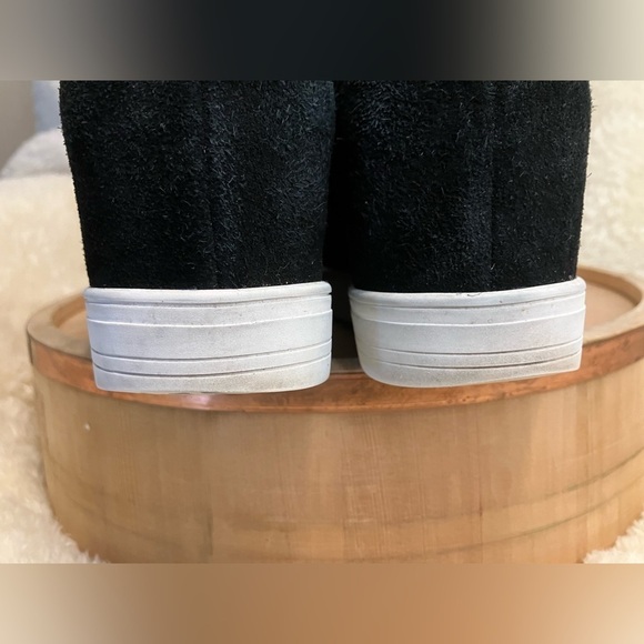 Caslon Black Suede Averie Booties Water Resistant Side Zip Hidden Wedge Sz 10.5 - Picture 8 of 11